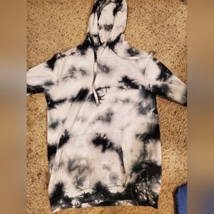 Tie dye hoodie medium